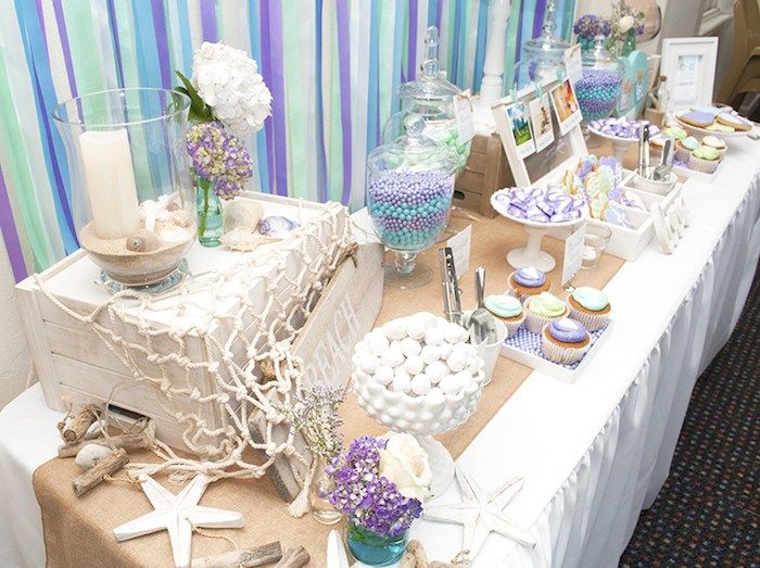A super chic wedding with a touch of rustic whimsy, you will fall in love with such a distinctive burlap and lace themed wedding in fall season. The wedding will be so full of true countryside charm, from the hints of little lace wedding boxes or bags, burlap invites and table cards. At this time, those pretty wedding favors maybe draw more attention than the lovely couples(a little exaggeration :))! So here let’s enjoy the magic together! Enjoy! - See more at: http://www.tulleandchantilly.com/blog/45-chic-rustic-burlap-lace-wedding-ideas-and-inspiration/#sthash.ib0FA7Ie.dpuf